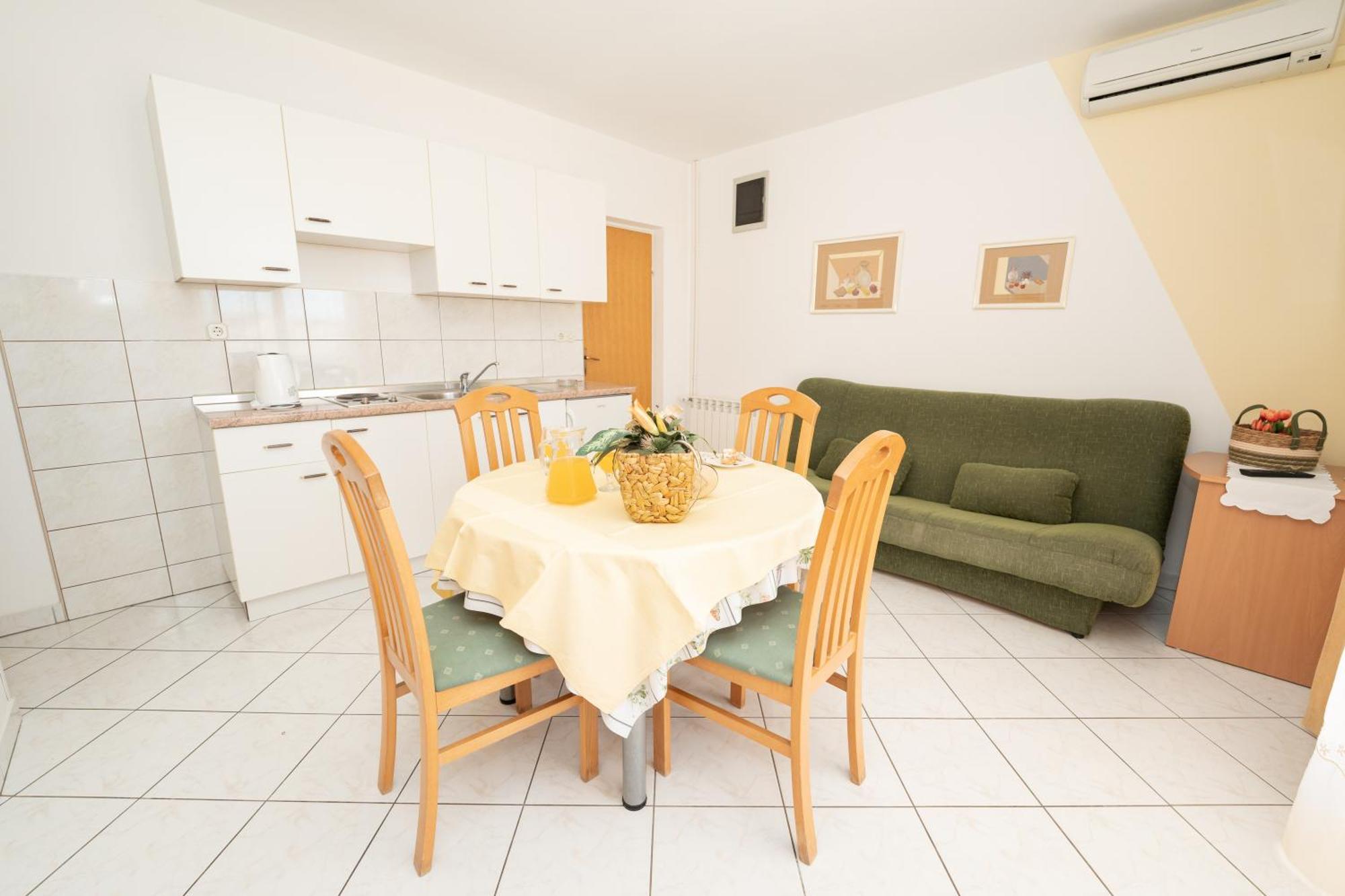 Apartments Biserka Novalja Dış mekan fotoğraf