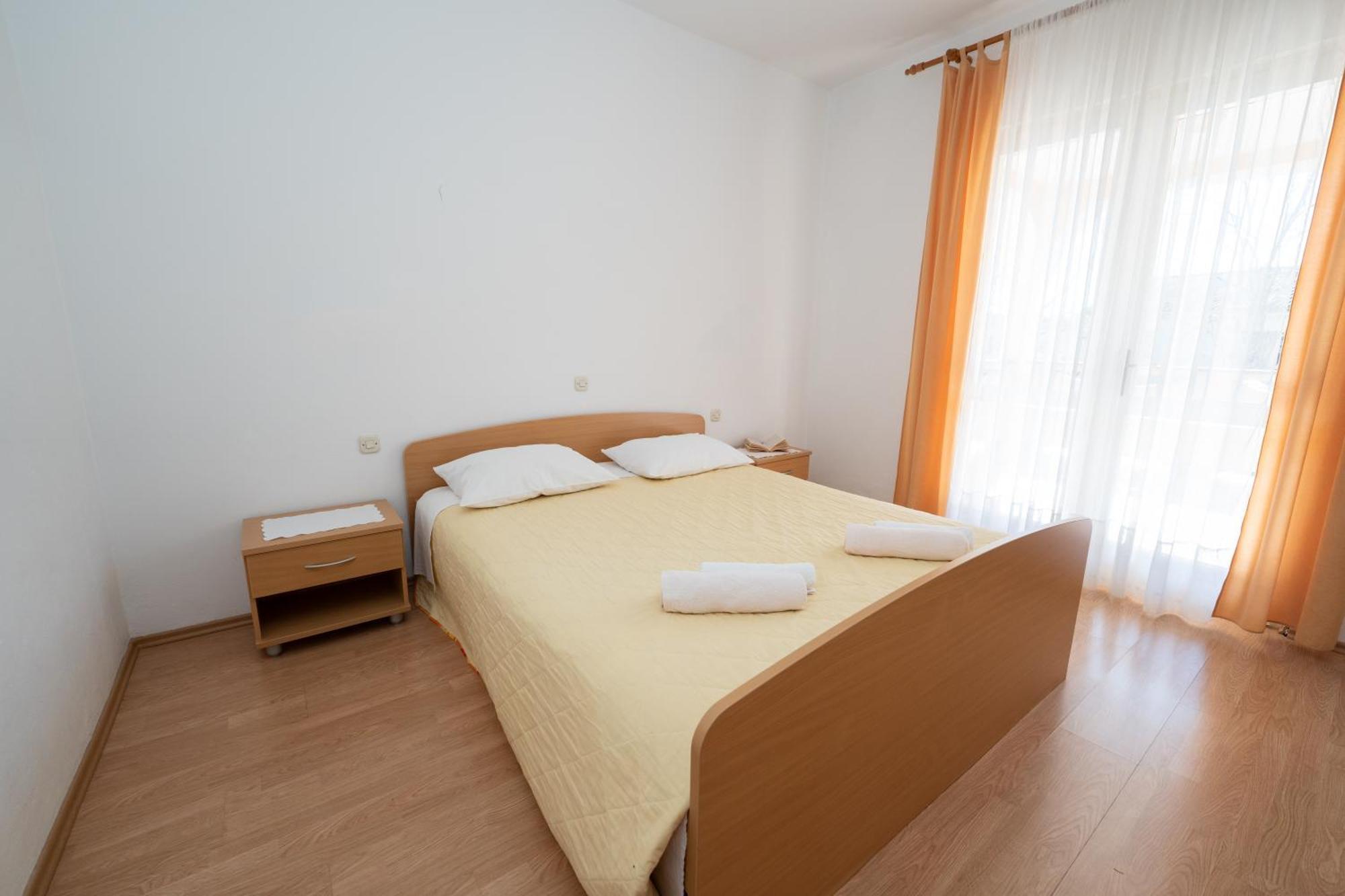 Apartments Biserka Novalja Oda fotoğraf